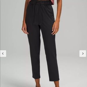 Lululemon 'On the Fly' Pant (High Rise Stretch Pant 7/8)